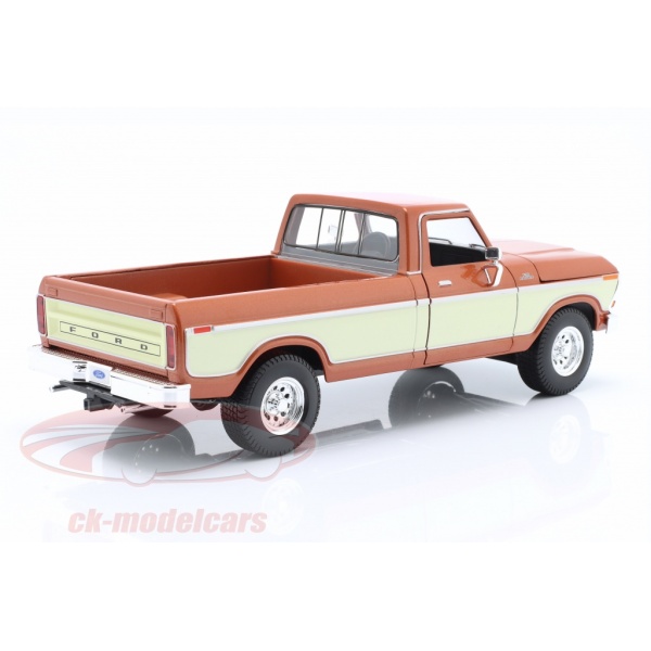 ⁦1:20 1979 FORD F150 PICK-UP MET BROWN/CREAM⁩ - الصورة ⁦2⁩